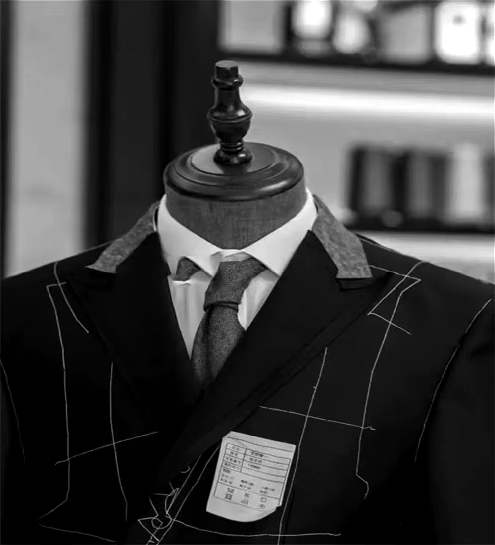 Gri/Siyah Çizgili Erkek Takım  - Men'S Grooming Room incelemesi ve fiyatı